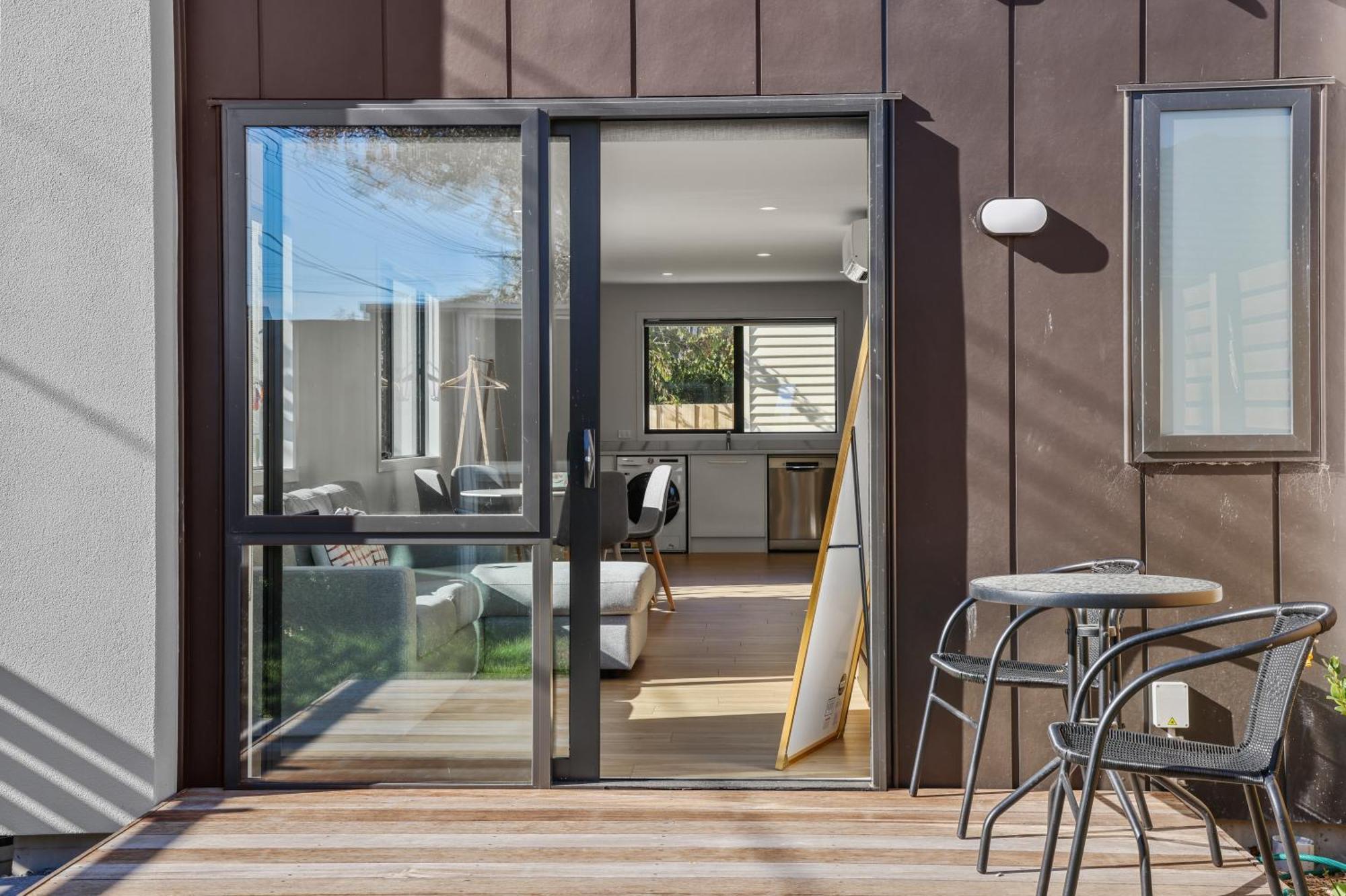 Discover A Brand New Apartment In Vibrant Chch Christchurch Exterior foto